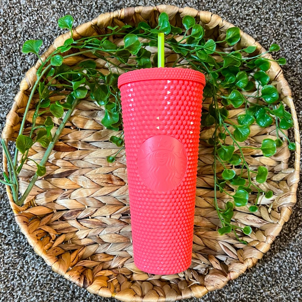 Starbucks Dragon Fruit Studded Tumbler 💛